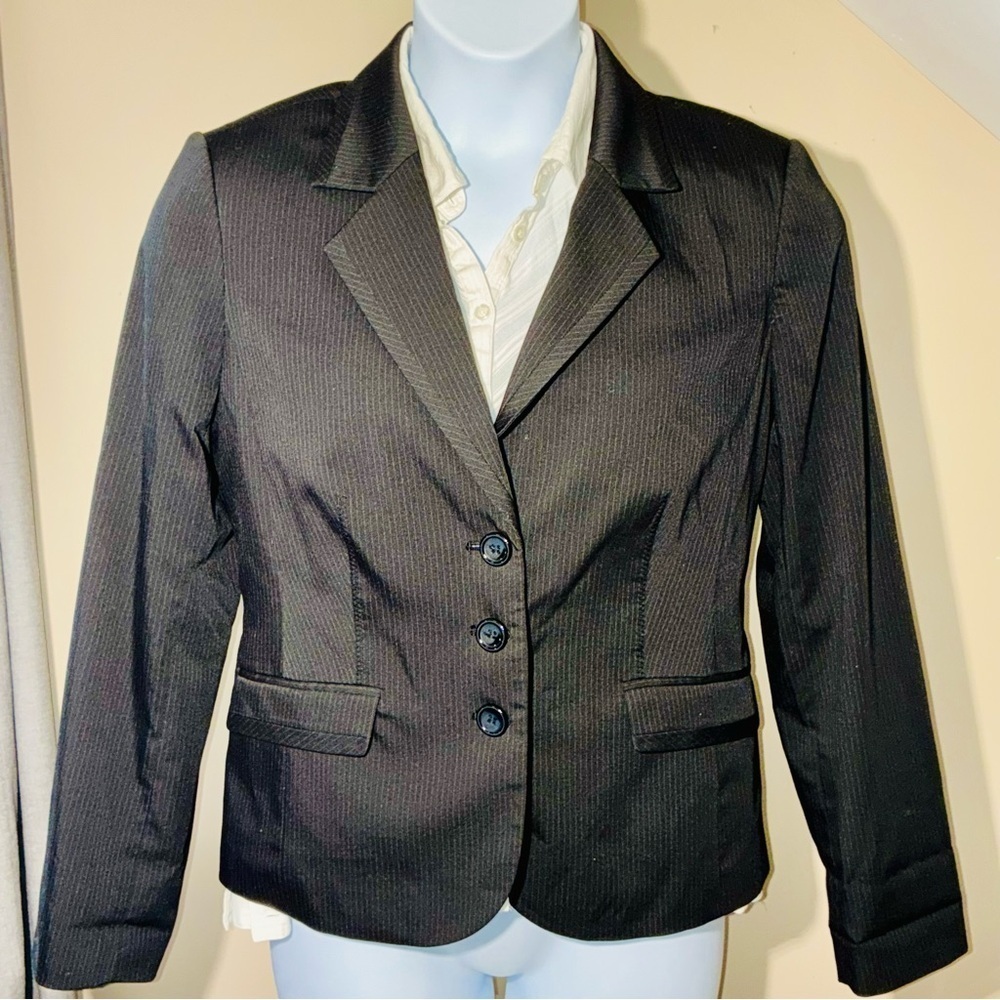 The Limited Black Pinstripe Blazer Women's 14 Jacket 3-Button Lined Career